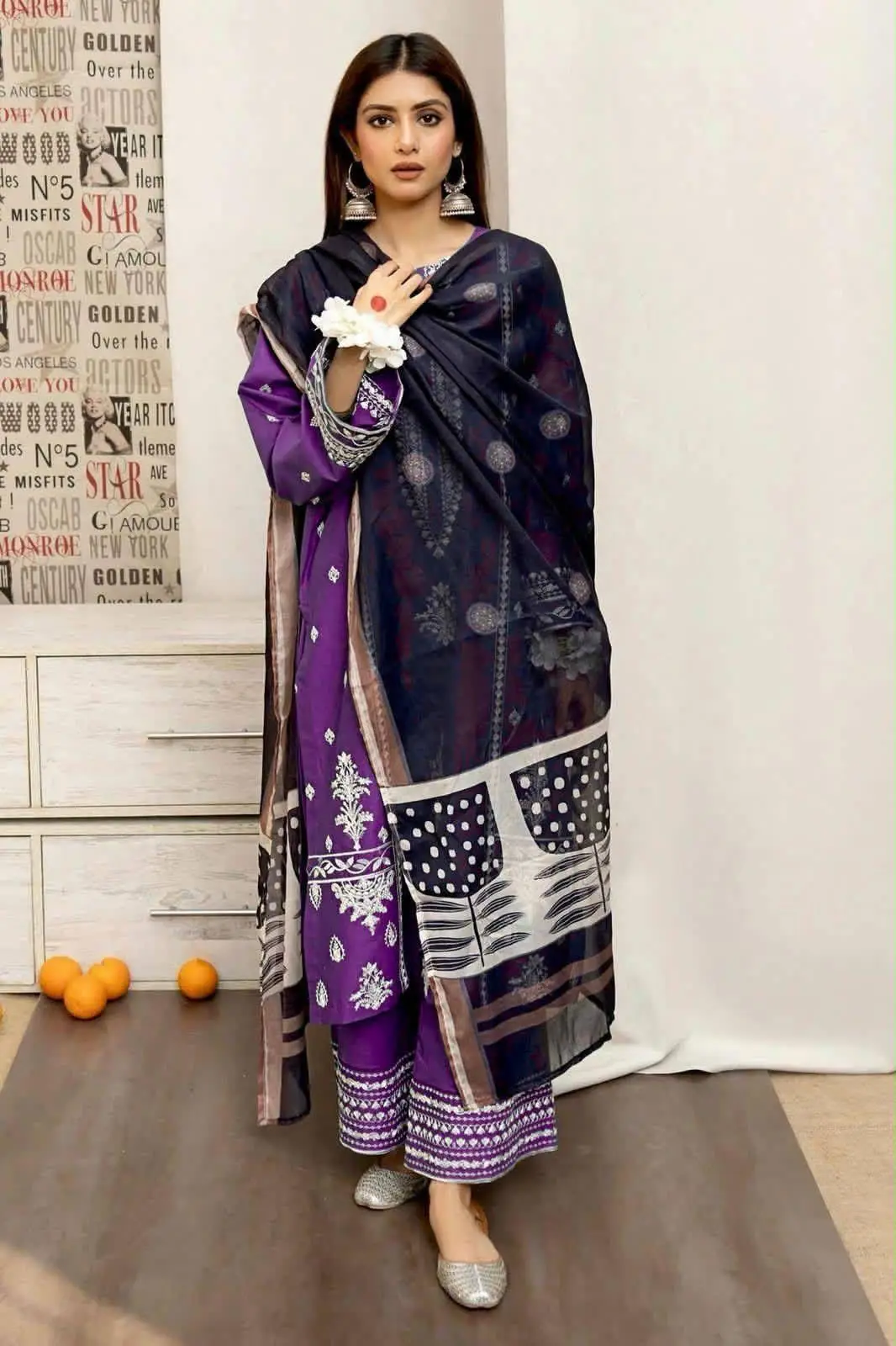 3 Pcs Women’s Unstitched Embroidered Suit